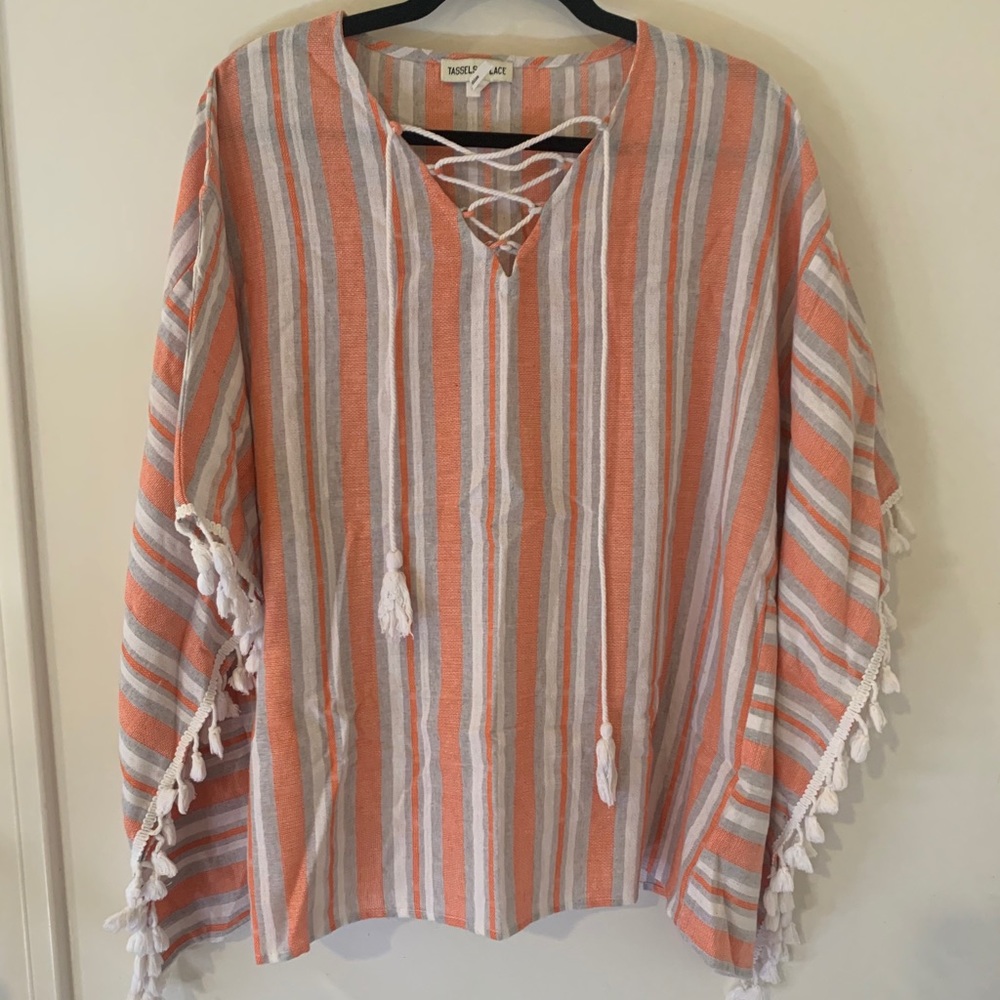 Boutique (S) Tassel Poncho